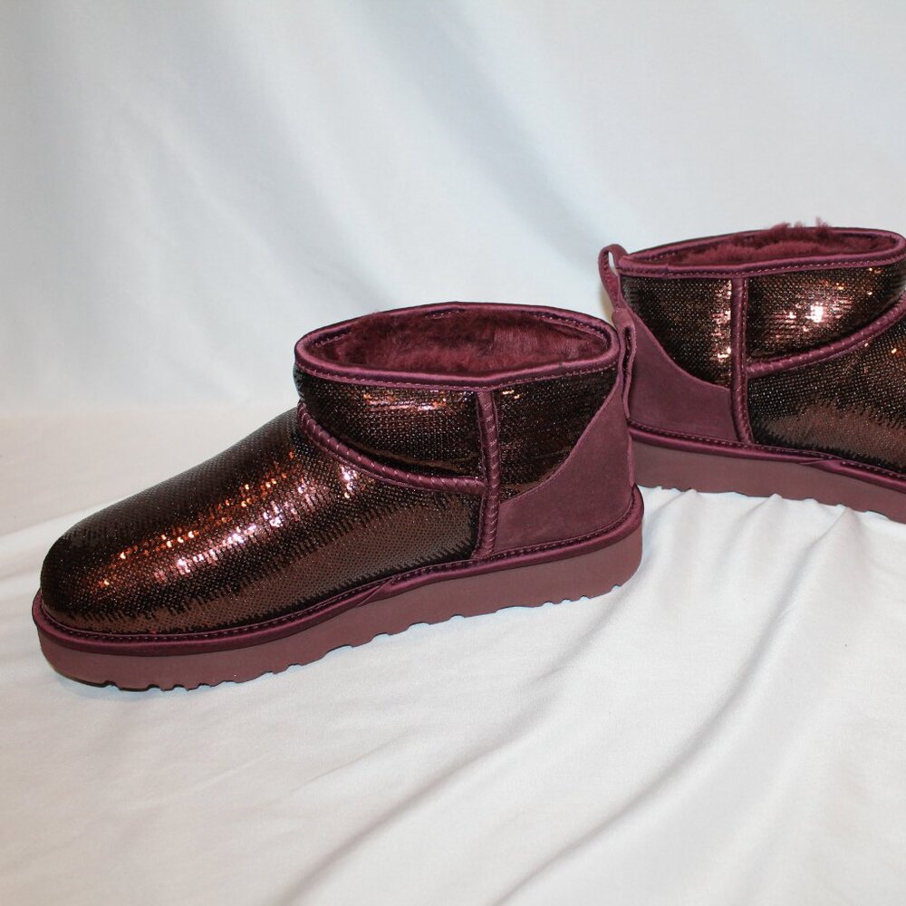 NIB UGG ULTRA MINI BURGUNDY‎ SEQUIN SHEARLING LINED ANKLE BOOTS - Picture 4 of 8